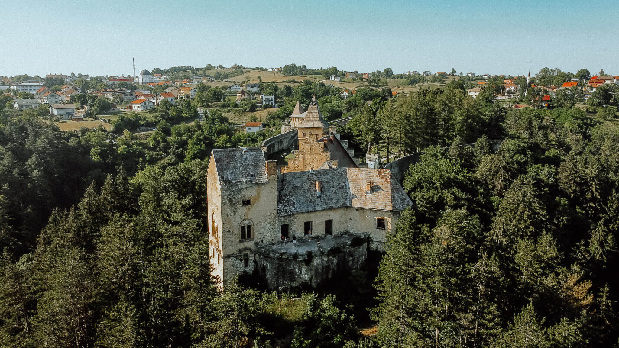 You are currently viewing 6 Beautiful Bosnian Castles & Fortresses to Explore