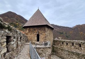 Vranduk Fortress